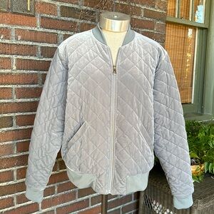 Lauren/Ralph Lauren grey quilted velvet bomber jacket/quiet luxury. Size Large